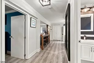 470 Valley Rd, Montclair Twp., NJ 07043 - Photo 4