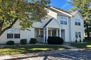 403 Hunt Dr, Holland Township, NJ 08848 - Photo 1