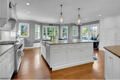 34 Bedford Rd, Summit, NJ 07901 - Photo 12