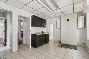 16 N 16th St, East Orange, NJ 07017 - Photo 8