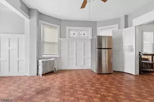 16 N 16th St, East Orange, NJ 07017 - Photo 10