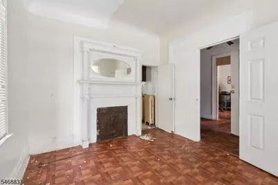 16 N 16th St, East Orange, NJ 07017 - Photo 6
