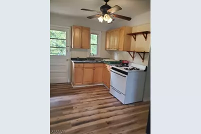 60 Star Lake Rd #5, Bloomingdale, NJ 07403 - Photo 6