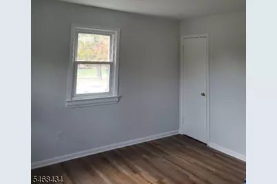 60 Star Lake Rd #5, Bloomingdale, NJ 07403 - Photo 2
