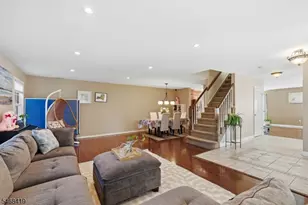 92 Laurelwood Ct, Rockaway Township, NJ 07866 - Photo 8