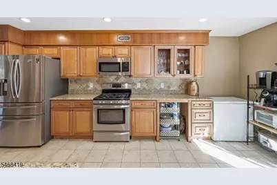 92 Laurelwood Ct, Rockaway Township, NJ 07866 - Photo 16