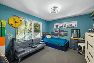 107 Hansbury Ave, Newark, NJ 07112 - Photo 14