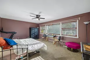 107 Hansbury Ave, Newark, NJ 07112 - Photo 16