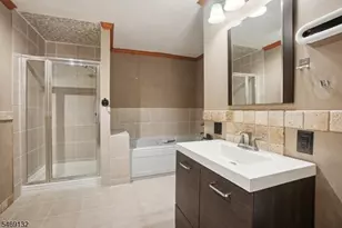 31 Castle Ridge Dr, East Hanover Township, NJ 07936 - Photo 24