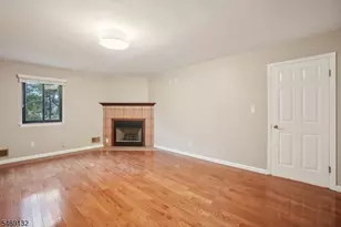 31 Castle Ridge Dr, East Hanover Township, NJ 07936 - Photo 22