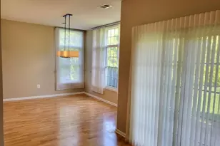 202 Edmonton Ct, Livingston, NJ 07039 - Photo 8