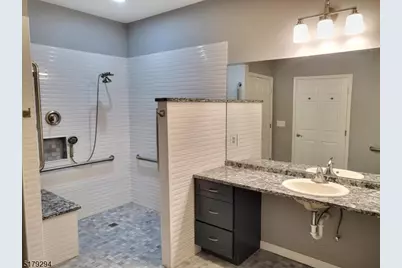 202 Edmonton Ct, Livingston, NJ 07039 - Photo 10