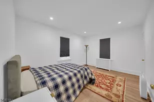 540 Up Mountain Ave, Montclair, NJ 07043 - Photo 12