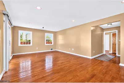 158 Barnsdale Rd, Clifton, NJ 07013 - Photo 12