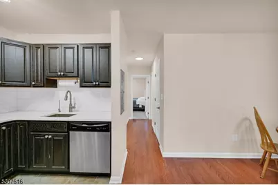 15 Forest St #8, Montclair, NJ 07042 - Photo 26