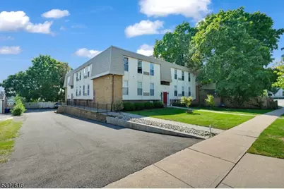 15 Forest St #8, Montclair, NJ 07042 - Photo 2