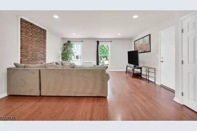15 Forest St #8, Montclair, NJ 07042 - Photo 14