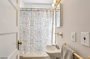 13 Park Pl, Verona, NJ 07044 - Photo 18