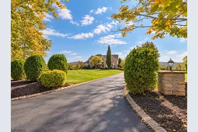 15 Halls Mill Rd, Franklin Township, NJ 08802 - Photo 2