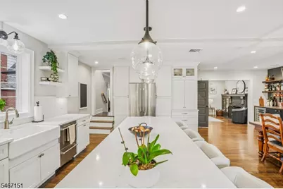 19 Montclair Ave, Verona Twp., NJ 07044 - Photo 12