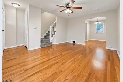 824 N Stiles St, Linden, NJ 07036 - Photo 4