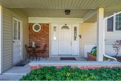 4 Fairmount Rd, Mount Olive, NJ 07836 - Photo 2