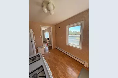 839 Riverside Ave, Lyndhurst Township, NJ 07071 - Photo 10
