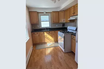 839 Riverside Ave, Lyndhurst Township, NJ 07071 - Photo 12