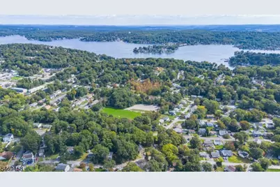 204 Idalroy Trl, Hopatcong, NJ 07843 - Photo 22