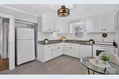 32 N Shore Rd, Denville, NJ 07834 - Photo 10