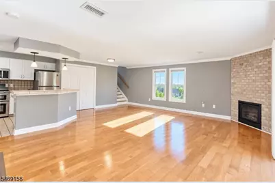 76 Sam Bonnell Dr, Union Township, NJ 08809 - Photo 6