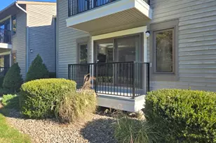 76 Sam Bonnell Dr, Union Township, NJ 08809 - Photo 2