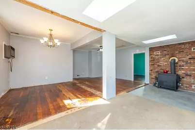 8 Townsend Ave, Hanover Township, NJ 07927 - Photo 4