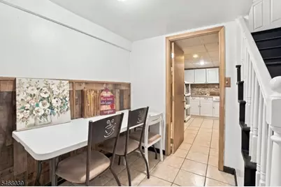 430 E 28th St, Paterson, NJ 07514 - Photo 10