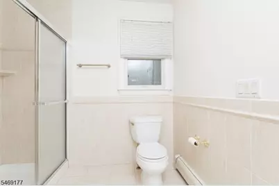 389 Summerhill Dr, Parsippany, NJ 07950 - Photo 28