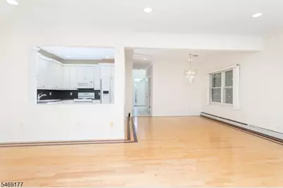 389 Summerhill Dr, Parsippany, NJ 07950 - Photo 16