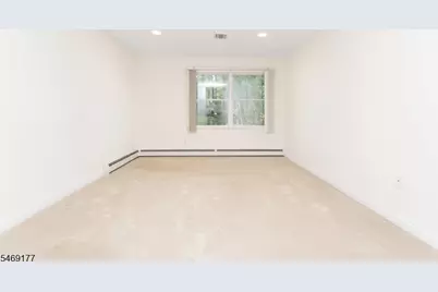 389 Summerhill Dr, Parsippany, NJ 07950 - Photo 24