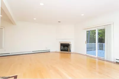 389 Summerhill Dr, Parsippany, NJ 07950 - Photo 14