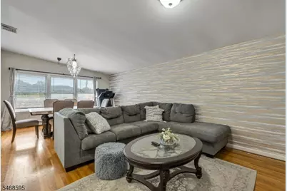 33 Ballston St, Bloomingdale, NJ 07403 - Photo 6