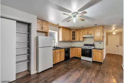 33 Ballston St, Bloomingdale, NJ 07403 - Photo 24