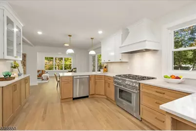 5 Indian Run, Scotch Plains Township, NJ 07076 - Photo 16