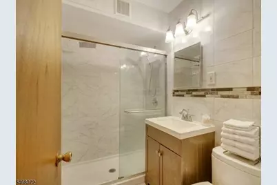 756 Pinewood Rd, Union Township, NJ 07083 - Photo 8