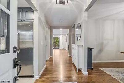 83 Tomahawk Trl, Sparta Township, NJ 07871 - Photo 6