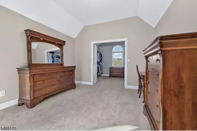 28 Nashaway Dr, Raritan Township, NJ 08551 - Photo 24