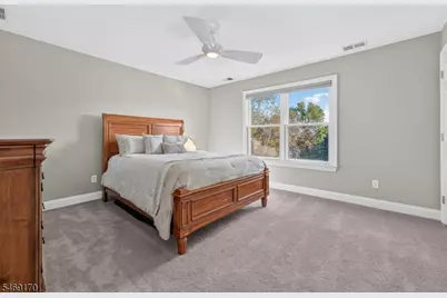 28 Nashaway Dr, Raritan Township, NJ 08551 - Photo 30