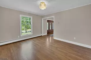 8 Cedar Ln, Roseland, NJ 07068 - Photo 10