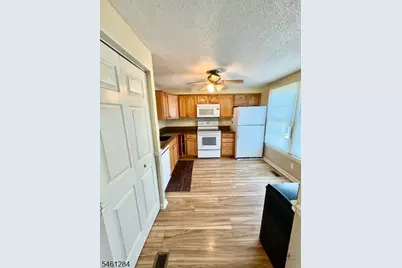 5 Constitution Way, Franklin, NJ 07416 - Photo 4