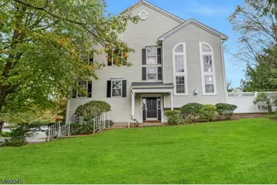 1 Knox Ct, Bernards Township, NJ 07920 - Photo 2