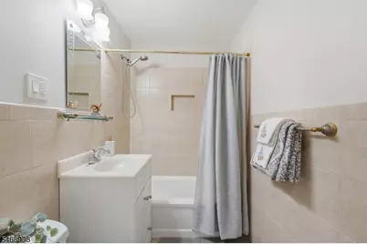 449 Richard Way, North Plainfield, NJ 07062 - Photo 18