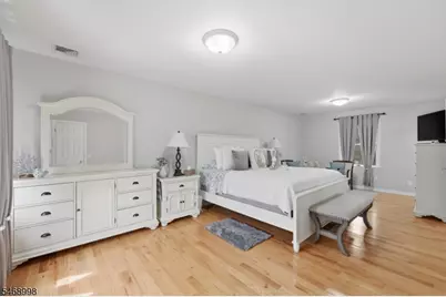 449 Richard Way, North Plainfield, NJ 07062 - Photo 26